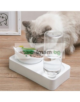 Купа за храна за котки и кучета с поилка за вода